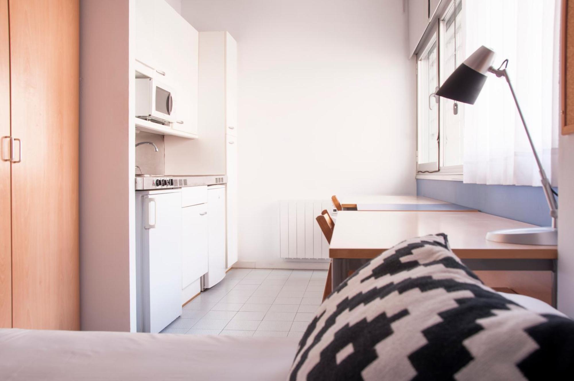 Residencia Resa Tomas Alfaro Fournier Daire Vitoria-Gasteiz Dış mekan fotoğraf